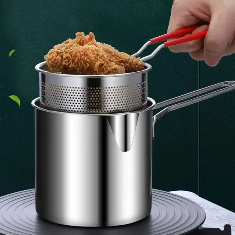 1 Set Kitchen Deep Frying Pot Stainless Steel Kitchen Fryer with Strainer Tempura Fryer Pan Chicken Fried Chicken Cooking Tools