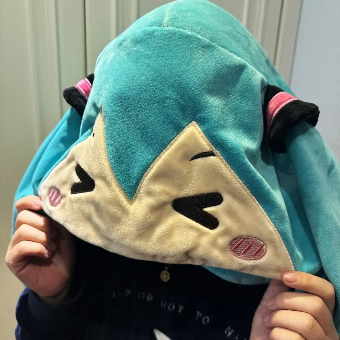 Anime Cartoon Hatsune Miku Hooded U-Shaped Pillow Hooded Travel Airplane Cute Kawaii Neck Pillow Winter Warm Hat Pillow